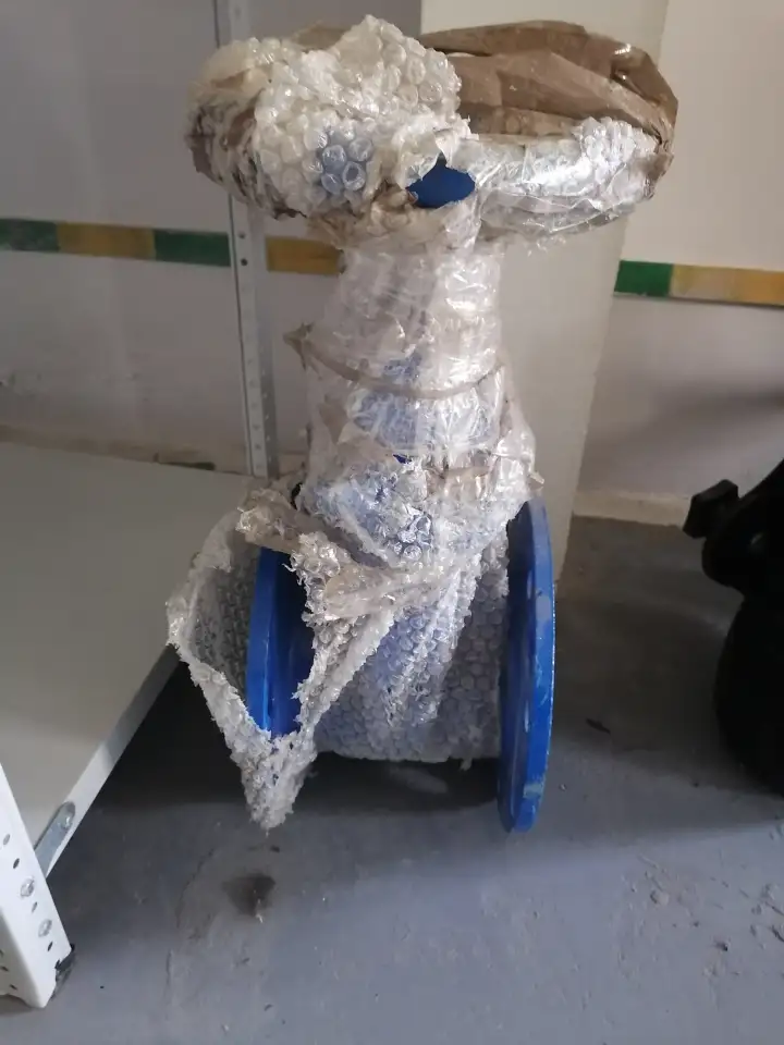 Задвижки для воды, фотография 2