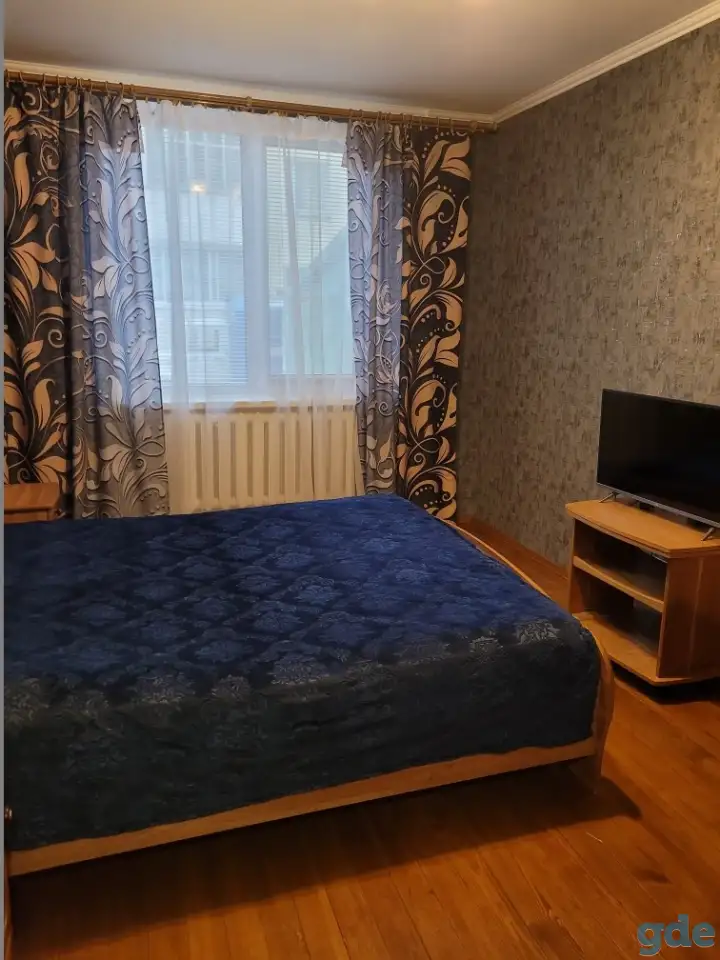 Сдаются посуточно 2, 3-х комнатные квартиры и коттедж в Лунинце, фотография 2