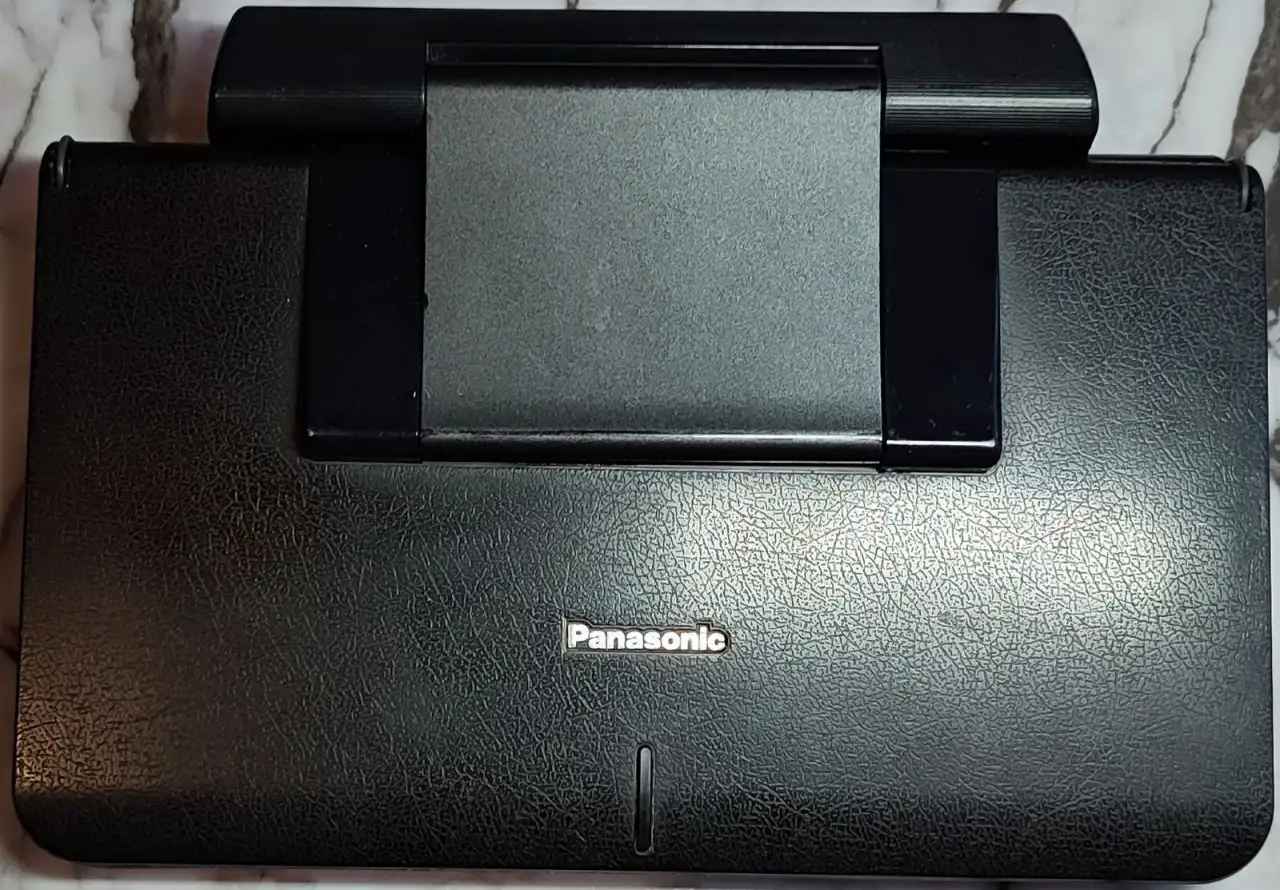 Портативный DVD-плеер Panasonic DVD-LS86, фотография 1
