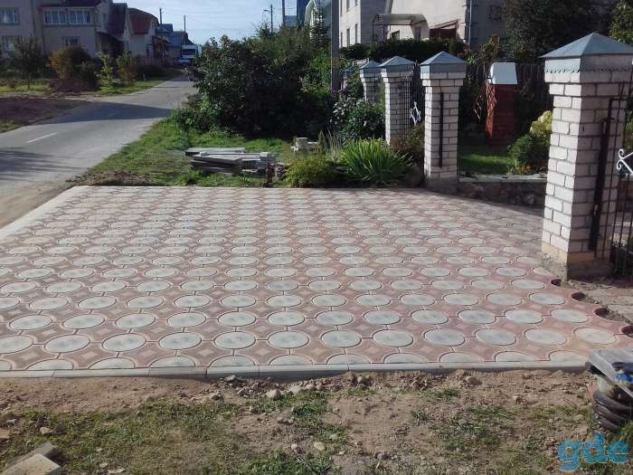 Укладка тротуарной плитки, благоустройство, фотография 2