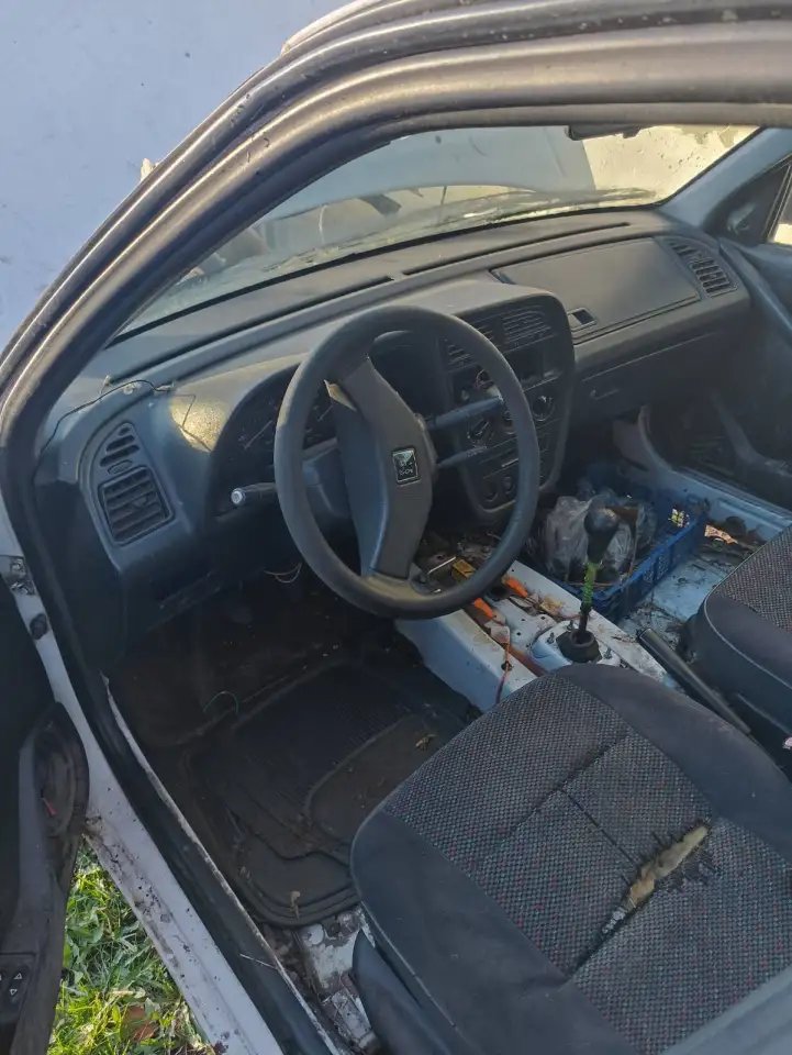 Продам на запчасти Peugeot 307, фотография 2