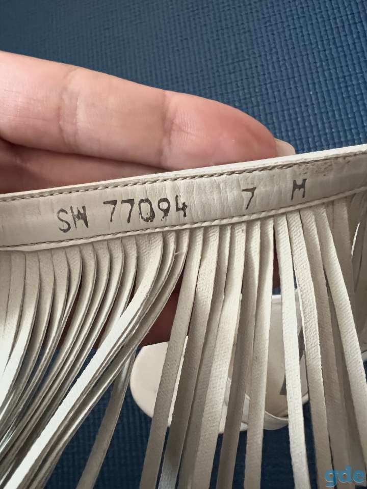 Босоножки Stuart Weitzman, фотография 4