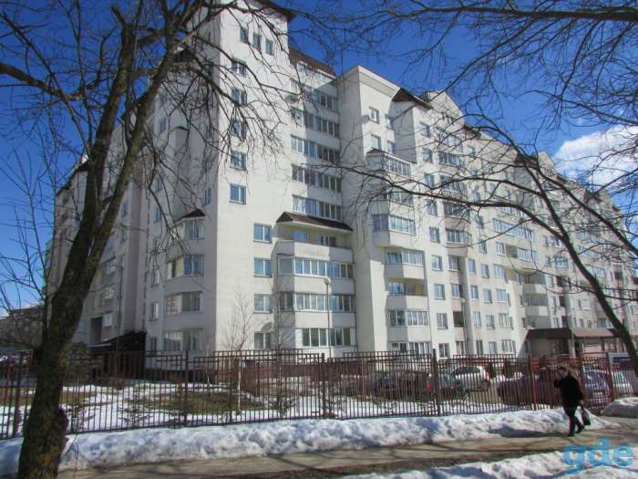 Квартира - студия 3-х комнатная, в 500 м от МКАД, одна остановка до метро, фотография 1