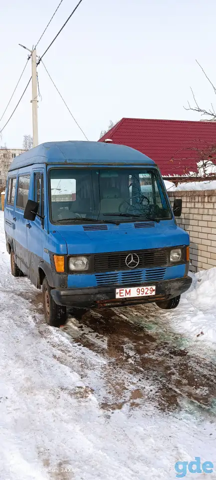 Мерс 207 Mercedes-Benz, фотография 1