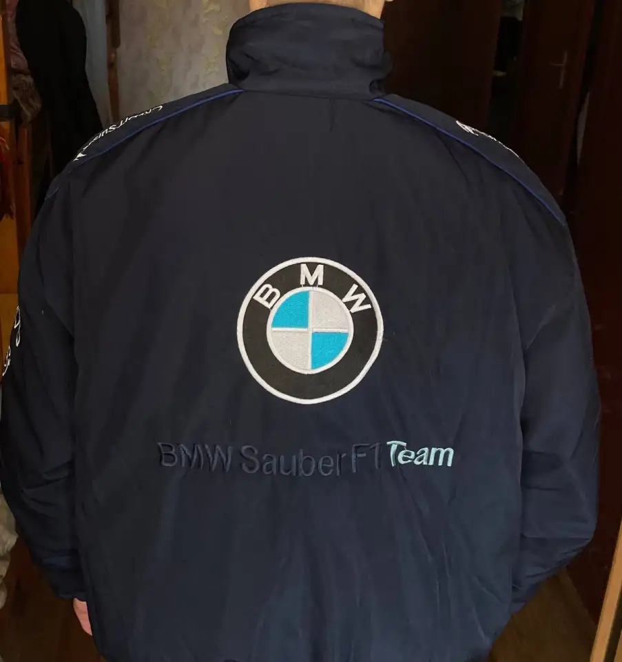 Бомбер BMW, фотография 2