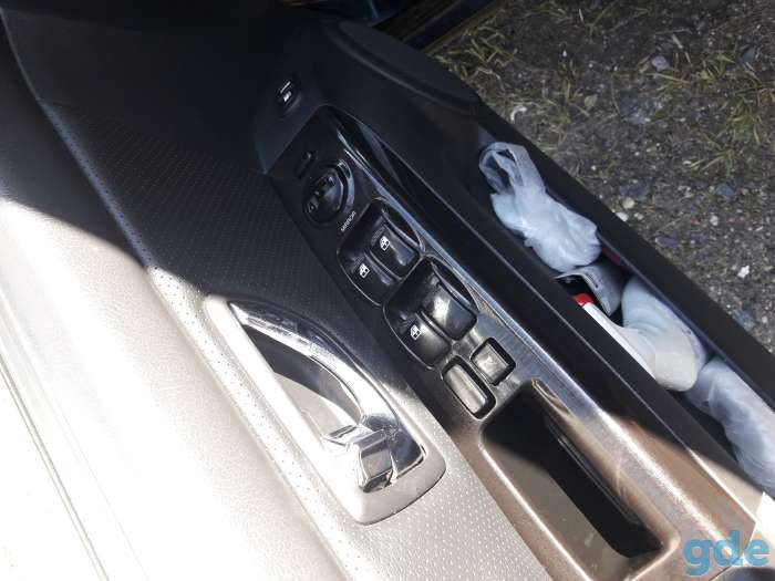 Продам авто Kia Sorento, фотография 6