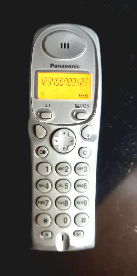 Радиотелефон с АОН Panasonik KX-TG1105RU, фотография 1