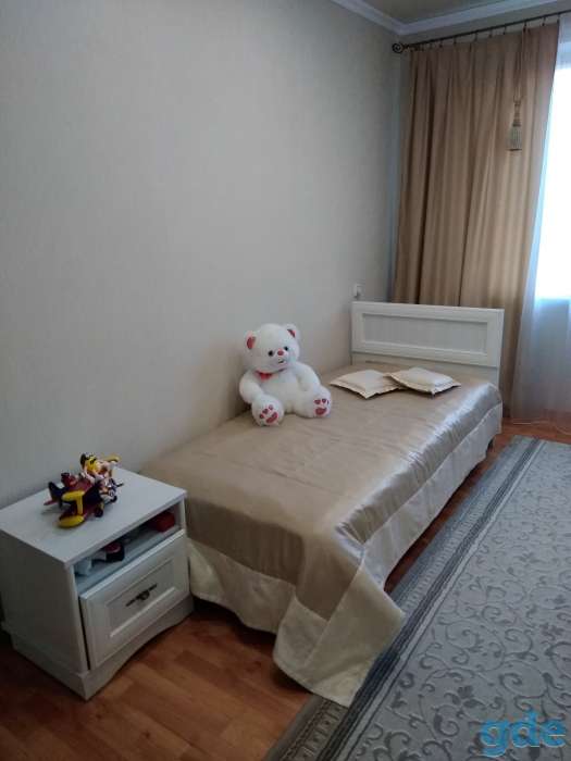 Продам трехкомнатную квартиру, 16-й микрорайон, фотография 4