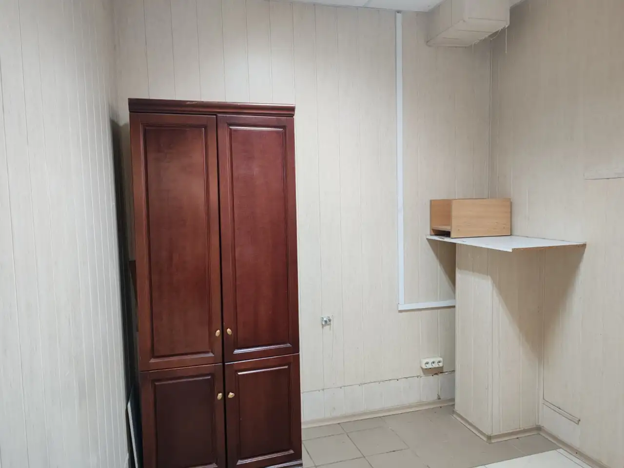 Продажа двухкомнатного офиса с арендаторами, ул.Якубова 10, фотография 8