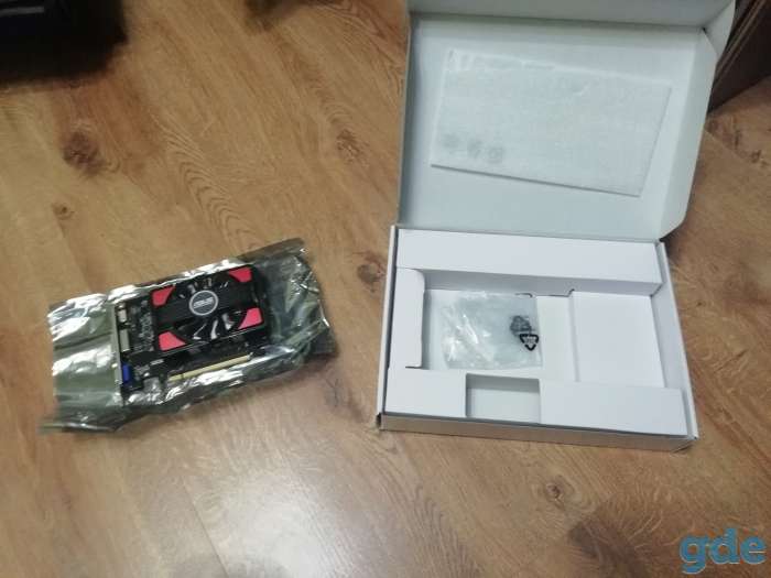 Видеокарта ASUS GeForce GT 740 2GB, фотография 2