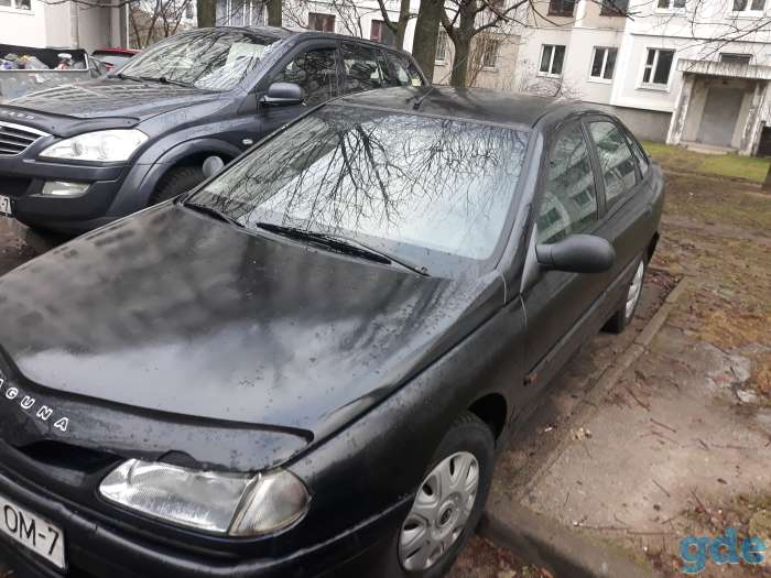 Автомабиль Renault Laguna, фотография 2