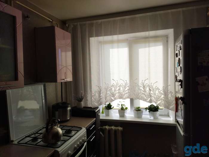 Продается 2 комнатная квартира г. Коссово, фотография 3
