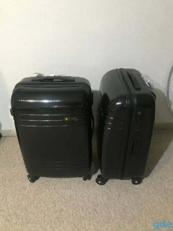Чемодан Sun Voyage черный новый. В наличии два, фотография 1