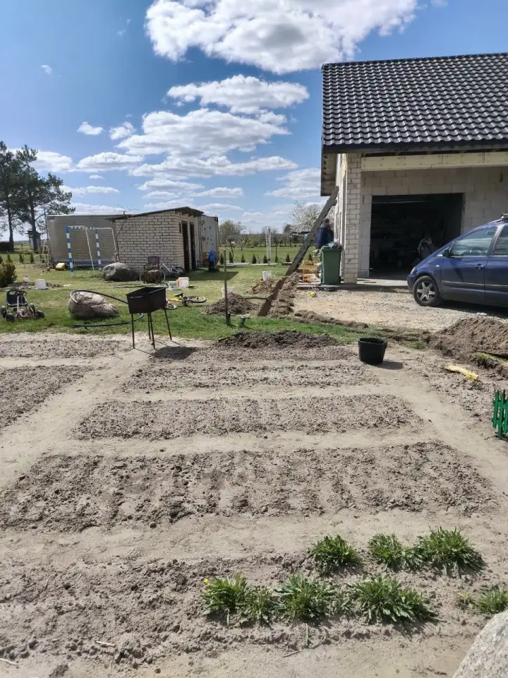 Вспашка земли в Бресте., фотография 2