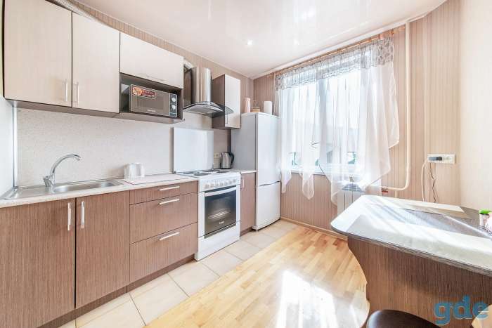 Квартира на часысуткинедели, Руссиянова 3к1, фотография 4