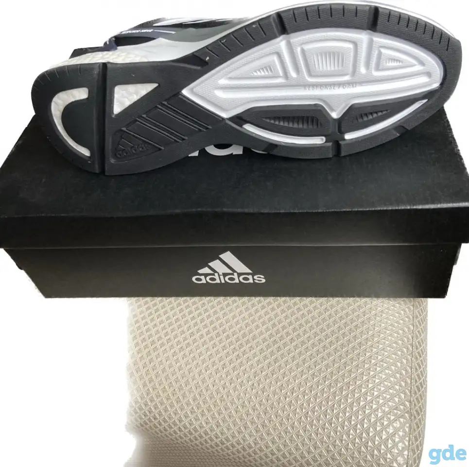 Продаются новые оригинальные кроссовки adidas Response Super, фотография 4