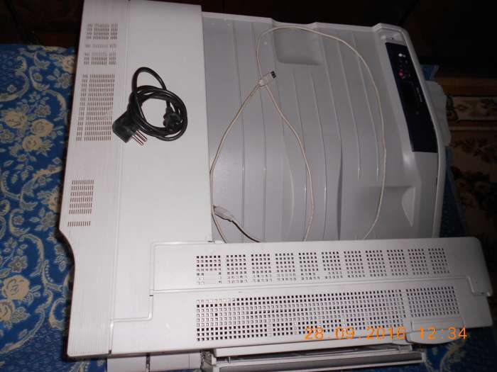 принтер Xerox Phaser 7500, фотография 3