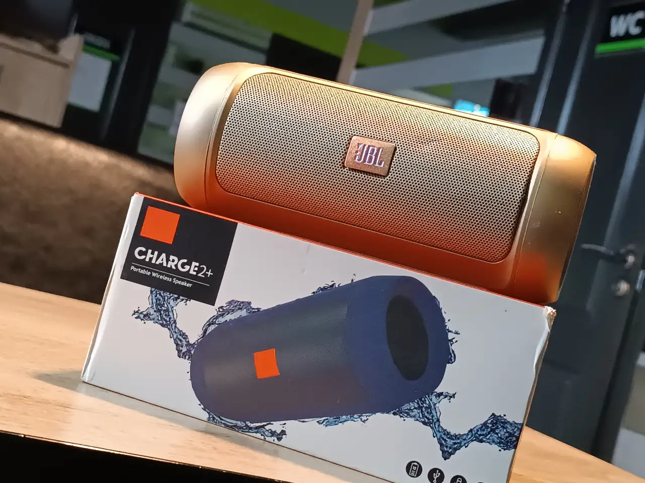 Charge2 jbl, фотография 1