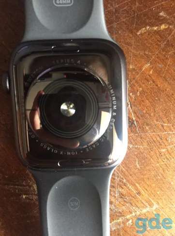 Apple Watch 4 44mm, фотография 3