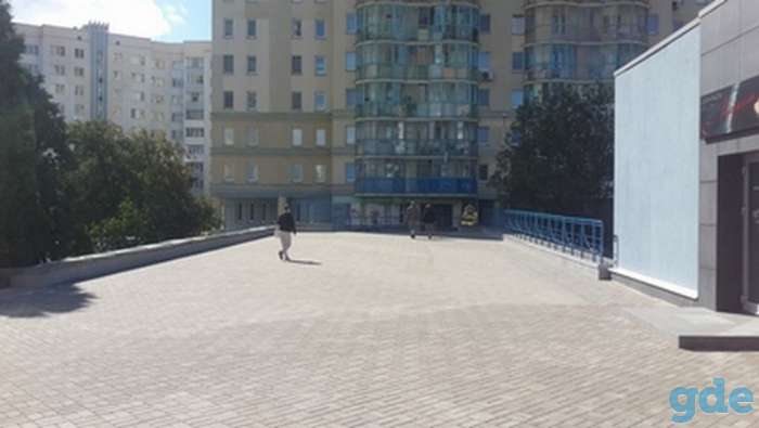 Торговое Помещение на 1-ом этаже с отдельным входом в аренду, 65м.кв., фотография 2