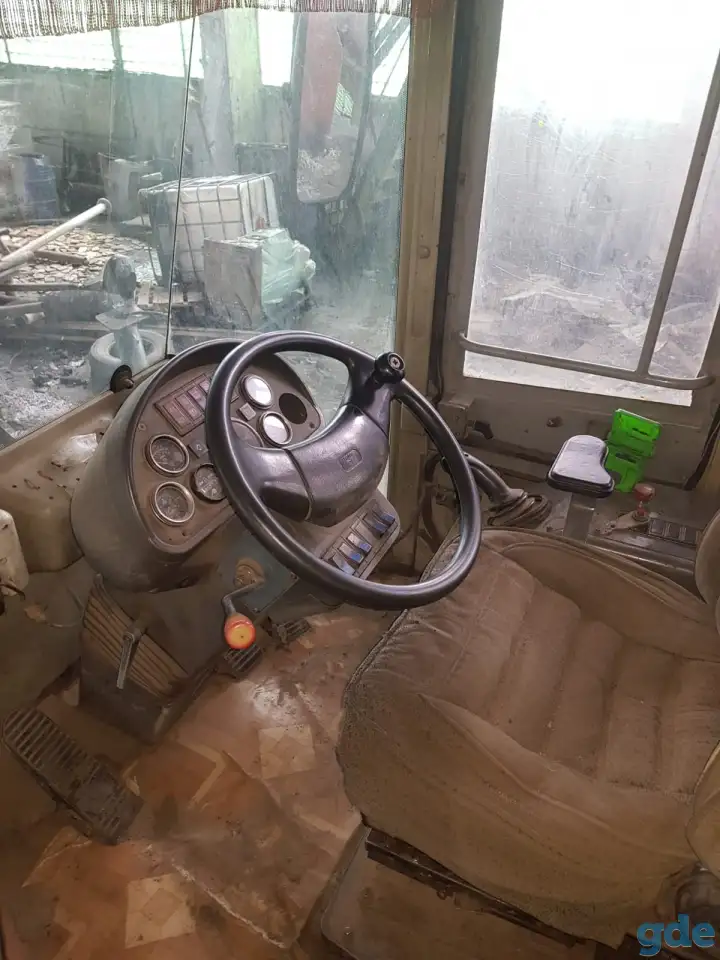 Погрузчик фронтальный, фотография 1