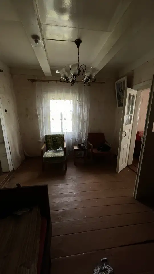 Дом в центре деревни, Брестская обл., Ивановский р-н, Лясковичский с/с, д. Лясковичи, ул. Советская, 7, фотография 9