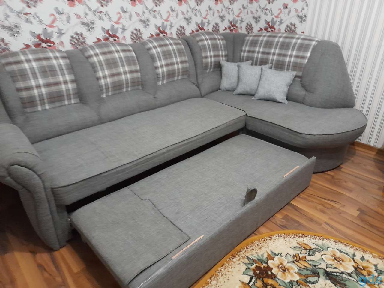 Продам диван кресло журнальный столик, фотография 3