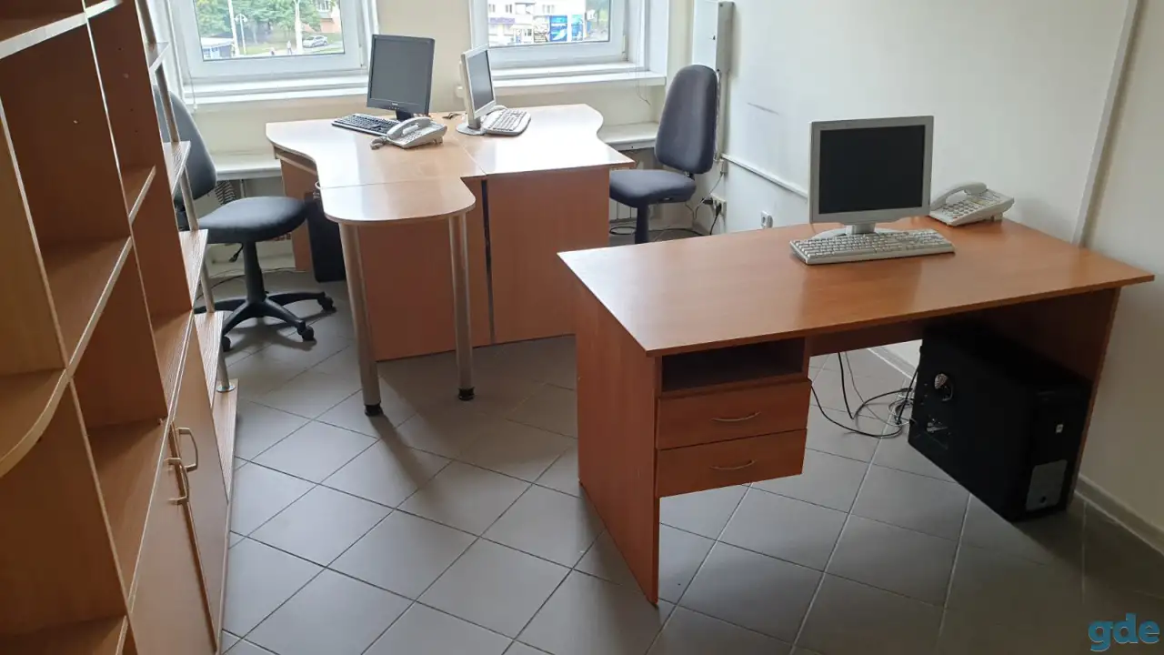 Распродажа офисной мебели, фотография 3