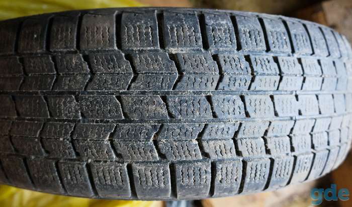 Зимняя шина Dunlop 195/60R15 88Q, фотография 3