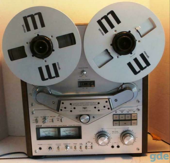 Японский катушечный стерео магнитофон Akai GX-635D, фотография 2