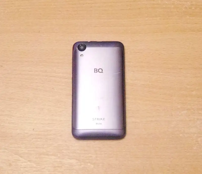 Смартфон BQ BQ-4072 Strike Mini серый цвет. Комплект: коробка., фотография 2