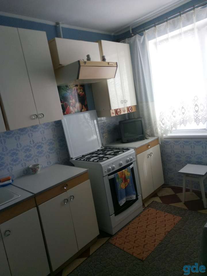 Сдаётся 2-х комнатная квартира на длительный срок, ул.Ленинградская, фотография 1