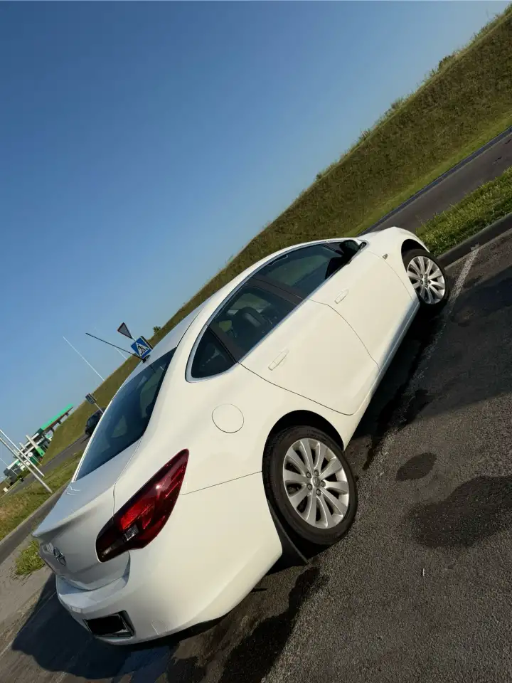 Авто в идеале Opel Astra, фотография 2