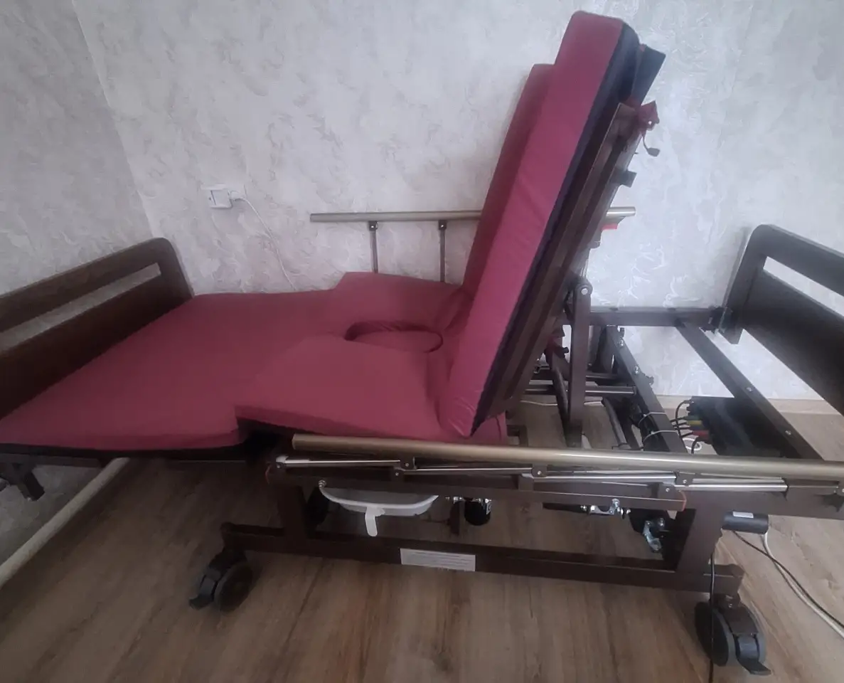 Новая кровать медицинская электрическая, фотография 1