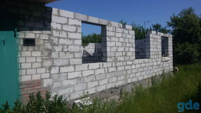 участок с недостроенным домом, р-н, фотография 1