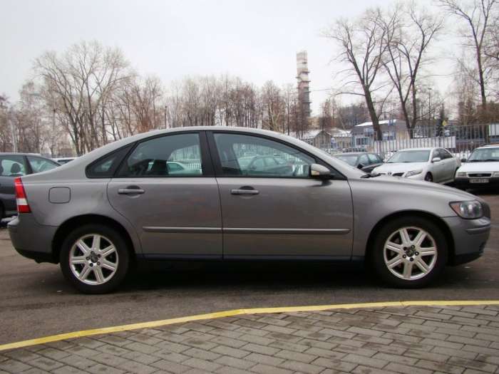 Роскошный Volvo S40 2.4 i, фотография 7