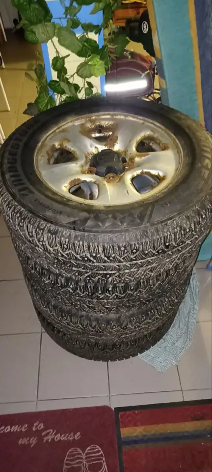Зимние шипованные шины BRIDGESTONE 22570R16, фотография 3