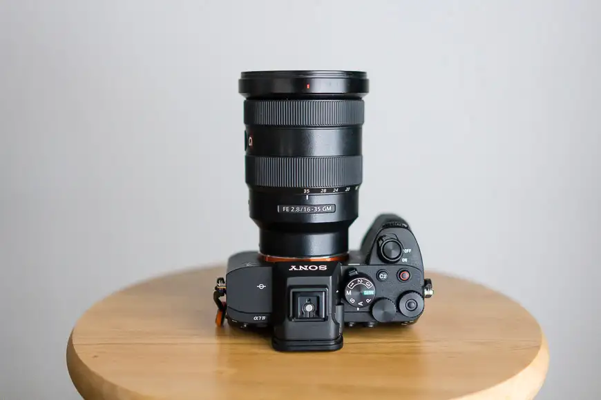 Совершенно новая беззеркальная цифровая камера Sony Alpha a7 IV, фотография 2