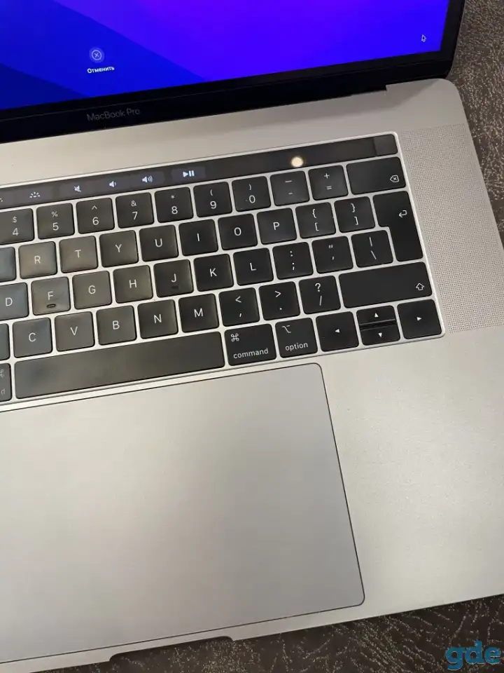 Apple MacBook Touch Bar 15(2019 года) б/у, фотография 6