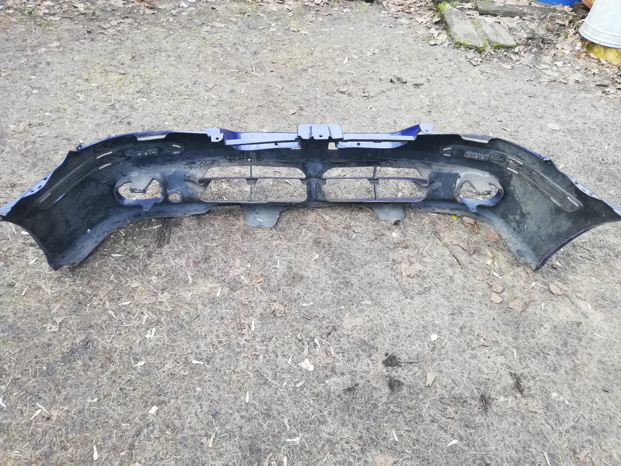 Бампер передний Nissan Almera N16, фотография 5