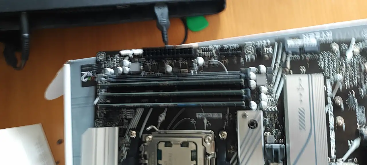 Crucial 8GB DDR5 PC5-38400 CT8G48C40U5, фотография 3