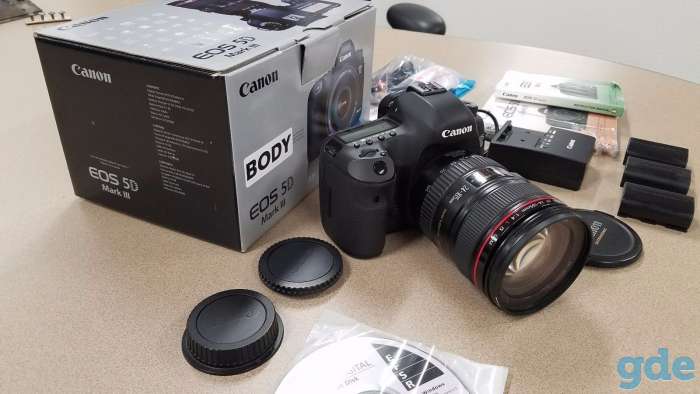 Canon EOS 5D Mark III DSLR камеры с объективом мм, фотография 1