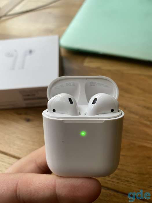 AirPods 2 с беспроводной зарядкой, фотография 2