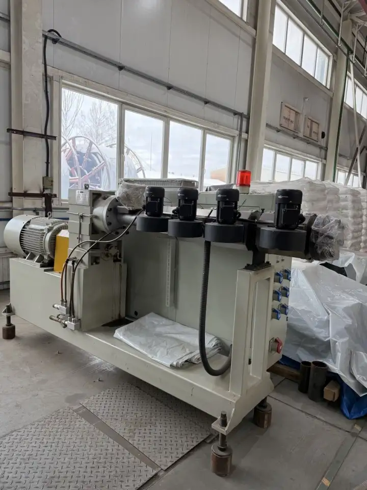 Экструдер SJ45/30 с комплектом оснастки, фотография 2