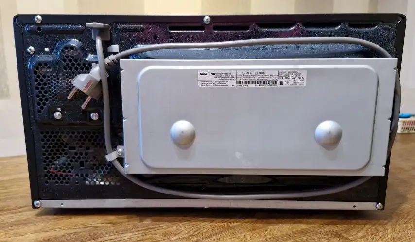 Микроволновая печь Samsung GE88SUG с грилем, фотография 5
