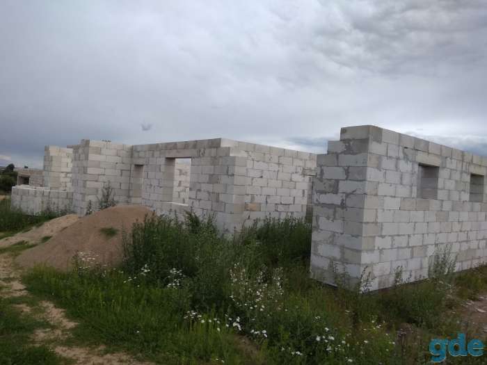 Продам участок с нач. стадией стройки в Ошмянах, фотография 3