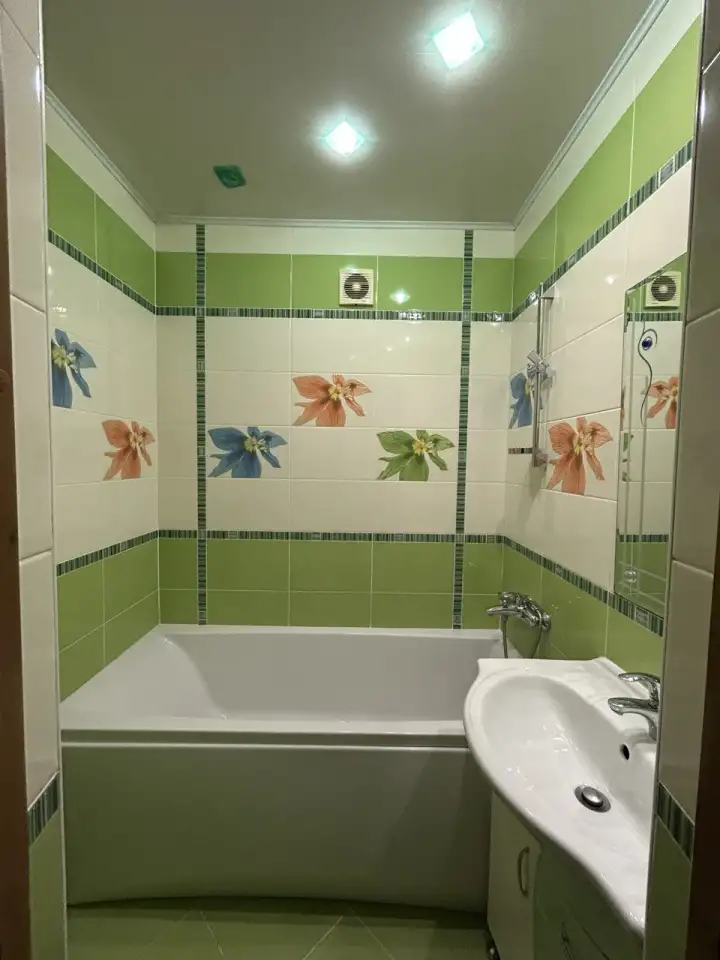 Трехкомнатная квартира 75м.кв, Г., фотография 12