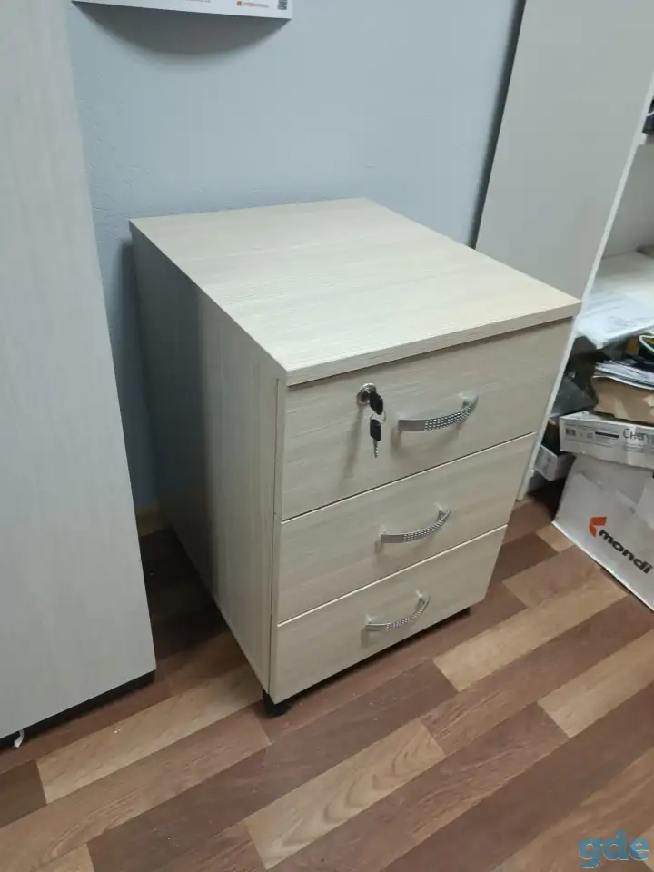 Столы офисные, фотография 3