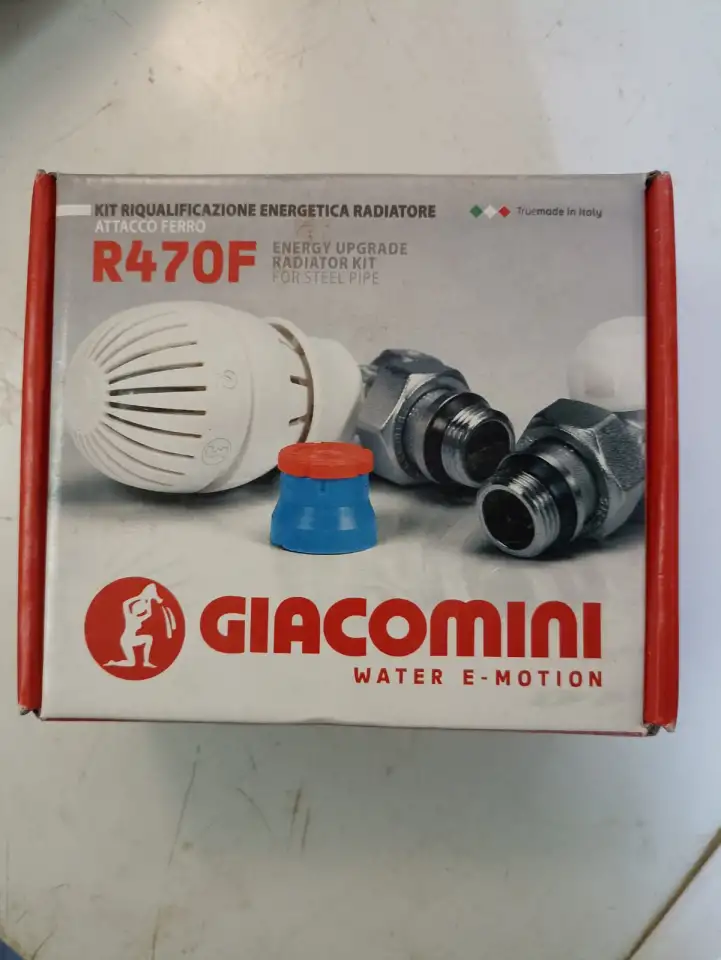 Комплект для радиаторов GIACOMINI, фотография 1