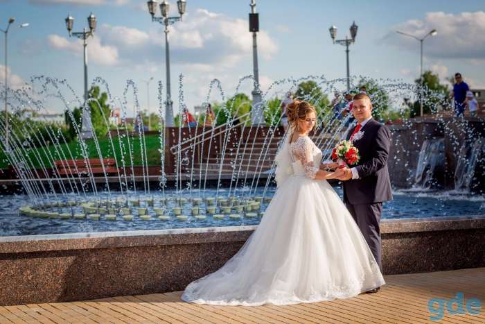продажа свадебного платья, фотография 3